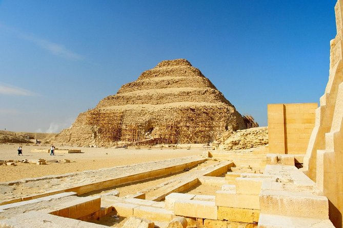 Private Day Tour To Giza Pyramids, Memphis and Sakkara - What the private format is worth