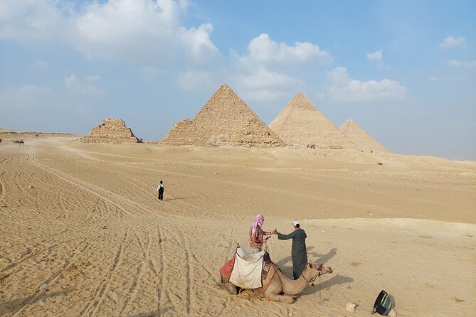 Private Day Tour to Giza Pyramids , Saqqara and Memphis - A private car changes the rhythm