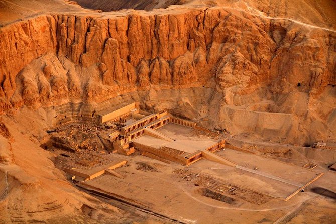 Private Day Tour To Luxor from Cairo by Plane - Guides, language, and the private format