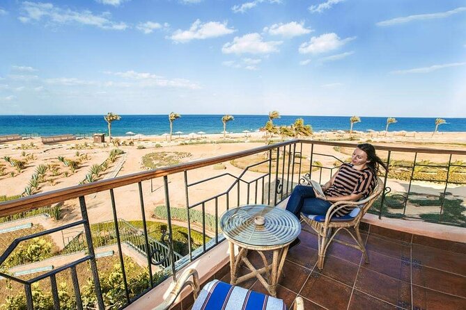 Private Day Tour To Red Sea included Lunch from Cairo & Giza - A realistic day-by-day timetable