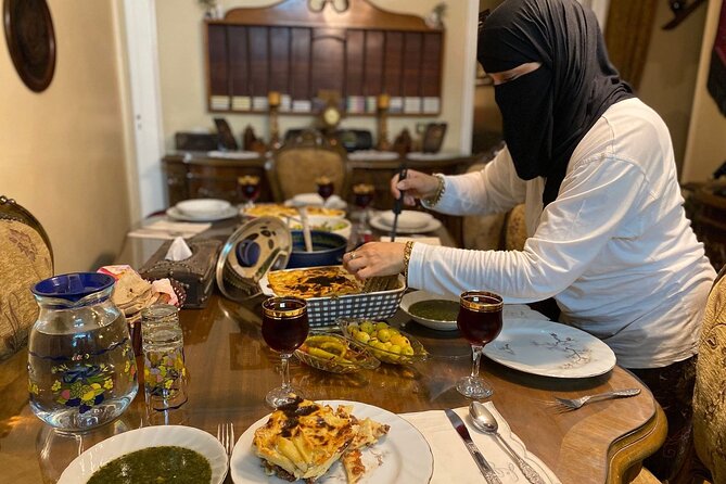Private Egyptian Cooking Class in Cairo with a Local Family - Adding the Souq El Ghamrawy market walk