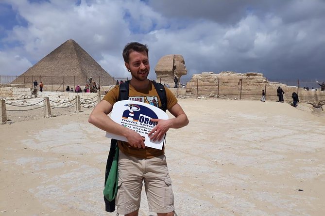 Private Full-Day Tour to Giza Pyramids, Memphis and Sakkara - Giza: the pyramids that define Cairo