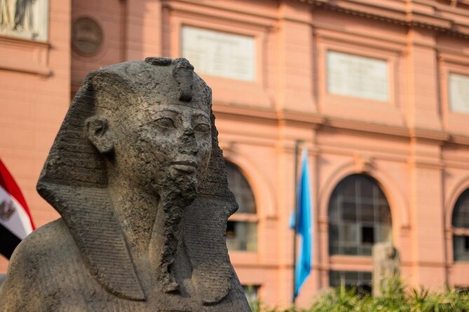 Private Giza Pyramids and Egyptian Museum Tours - The Egyptian Museum: statues, mummies, and Tutankhamun