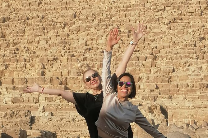 Private Giza Pyramids,Sphinx,camel,lunch, 2 tombs,Great Pyramid - The camel ride and the desert setting
