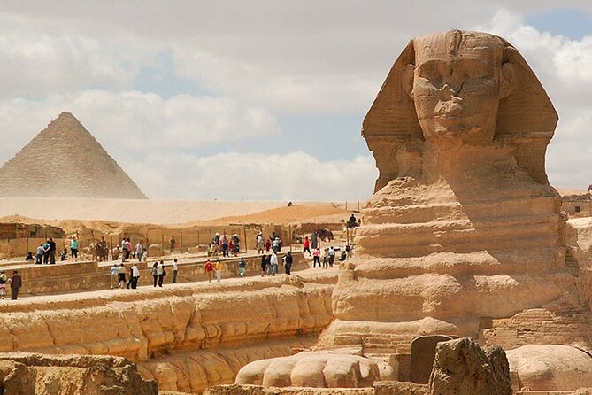 Private Giza Pyramids & Sphinx Day Tour with Lunch from Cairo - Hotel pickup and the ride to the plateau