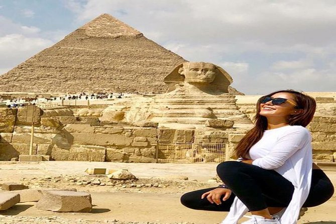 Private Guided Day Tour of Giza and Saqqara with Egyptian Lunch and Camel Ride - Giza and the three royal pyramids