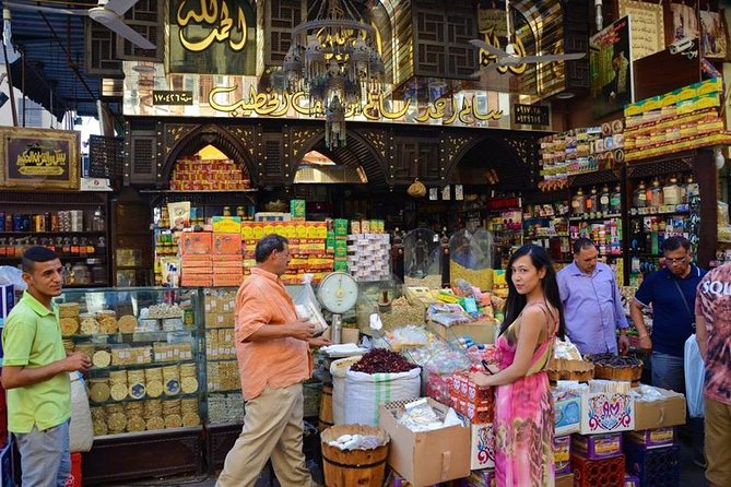 Private guided shopping tour in Khan el-Khalili with Lunch - Lunch, transport, and the practical rhythm