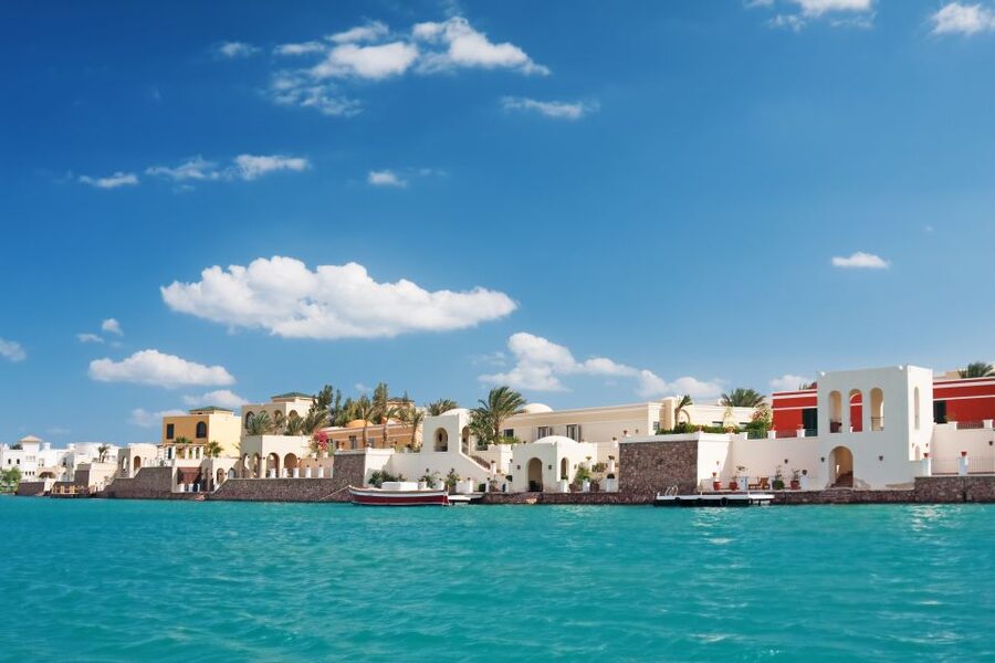 Private Half-Day Sightseeing Tour to El Gouna from Hurghada - Seeing El Gouna from a lagoon boat