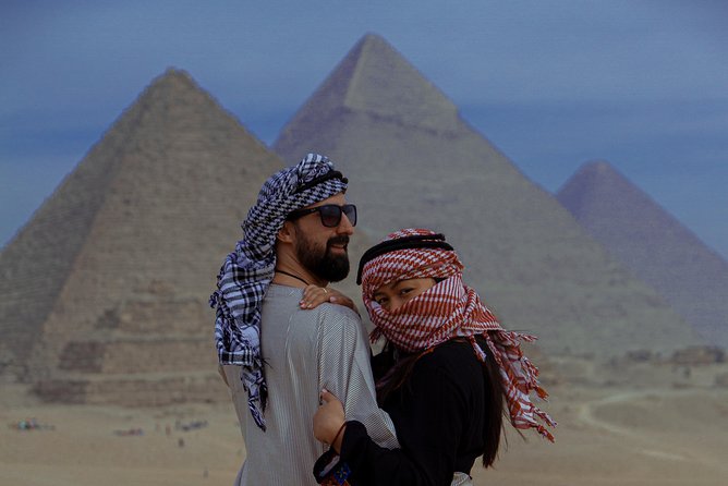 Private Half-Day Tour: Giza Pyramids and Sphinx by Camel - Menkaure adds a smaller scale to the route