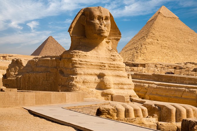 Private Half-Day Tour to Giza Pyramid ,Sphinx and Camel Ride - Why the guide can make or break the visit