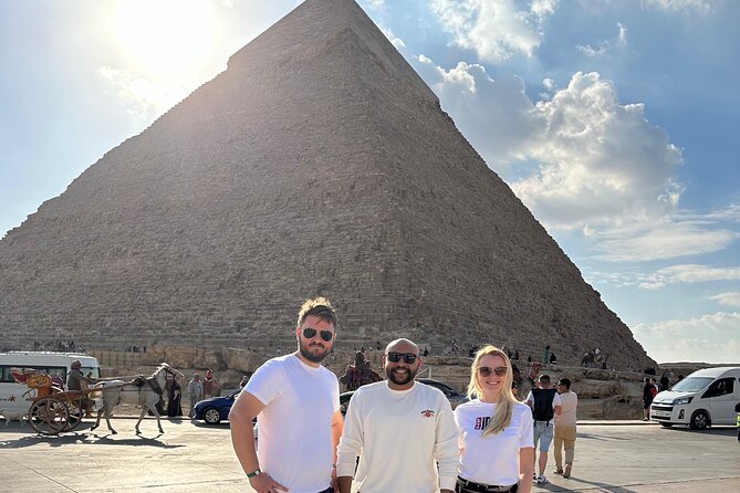 Private Half-day Tour to Giza Pyramids and Sphinx with Camel Ride and Lunch - Inside the Khufu Solar Boat Museum