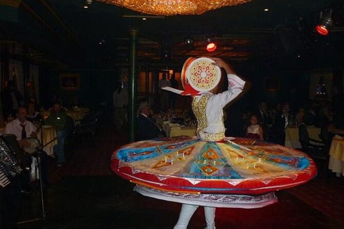 Private Nile Dinner Cruise in Cairo - Belly dancing, folklore, and the Tanoura show