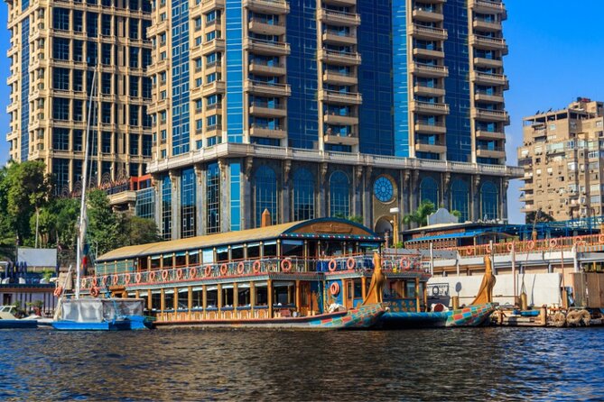 Private Nile Dinner Cruise in Cairo - Why the guides can make or break the evening