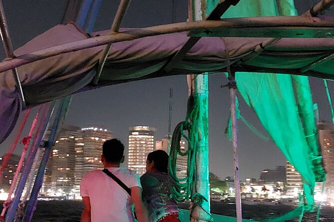 Private sailing boat with its Sailor for one hour or more - Setting off in a traditional Egyptian sailboat