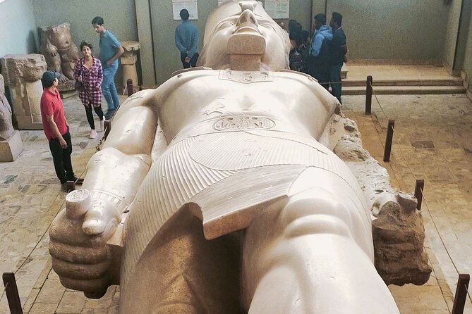 Private Tour All Inc Giza Pyramids, Saqqara Memphis, Lunch& Camel - Khufu, Khafre, and Menkaure need different expectations