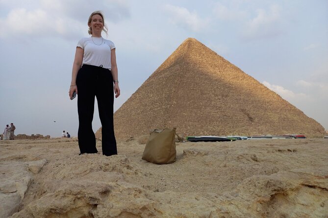 Private Tour Giza Pyramids Sphinx and the Egyptian Museum - Starting from your Cairo or Giza hotel