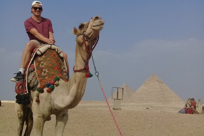 Private Tour Giza Pyramids Sphinx and the Egyptian Museum - Seeing the Giza Pyramids from several angles