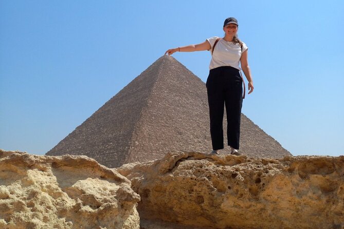Private Tour Giza Pyramids Sphinx Sakkara and Memphis - The Sphinx and Valley Temple in 45 minutes