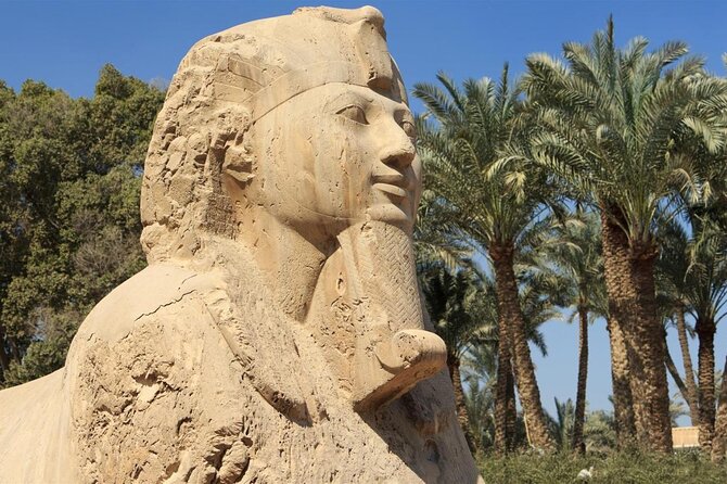 Private Tour to Giza Pyramids and Memphis and Saqqara Pyramids - Starting at Giza with the pyramids and Sphinx