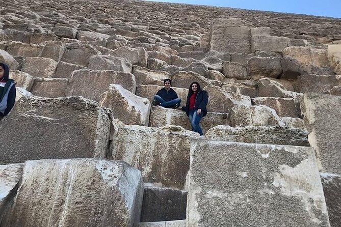 Private Tour to Giza pyramids & Grand Museum from Alexandria Port - What the private vehicle adds