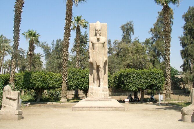 Private Tour to Giza Pyramids Sphinx Memphis and Saqqara - Seeing Khufu, Khafre, and Menkaure at Giza
