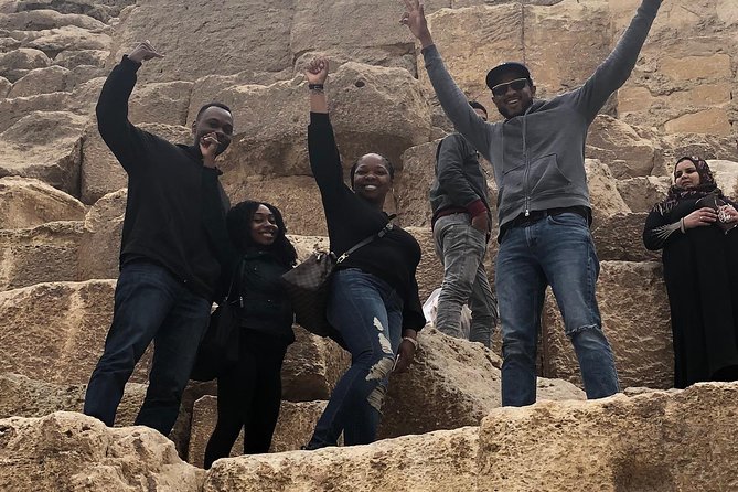 Private tour to Giza pyramids,sphinx,museum,market& lunch - Lunch: a useful pause in a full Cairo day