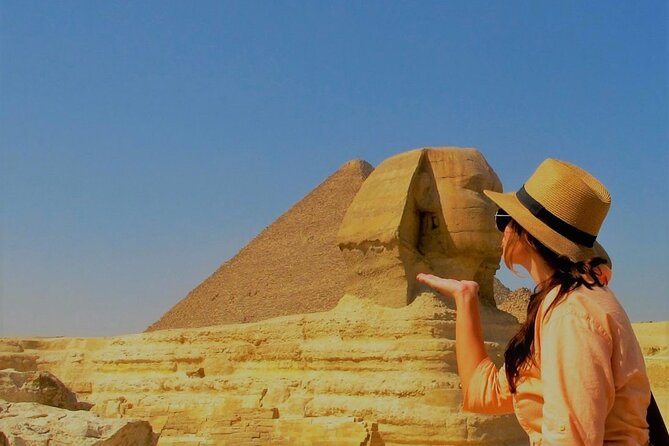 Private Tour to Giza Pyramids with 30 Minutes Camel Ride and Lunch - Lunch after the monuments