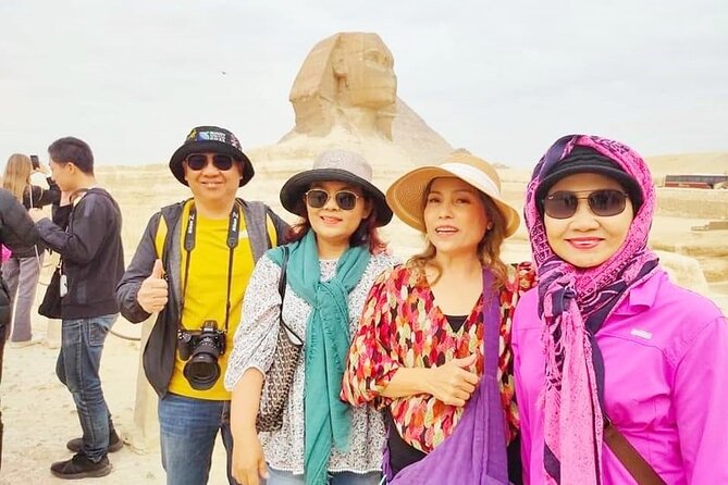 Private tour to Giza, Sakkara, Memphis with Camel and Lunch - What the private format changes
