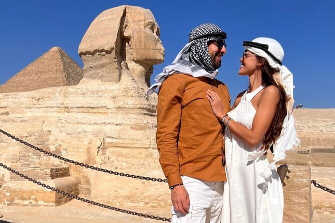 Private Tour to Great Pyramids of Giza and Sphinx - Hotel pickup and the ride to the plateau