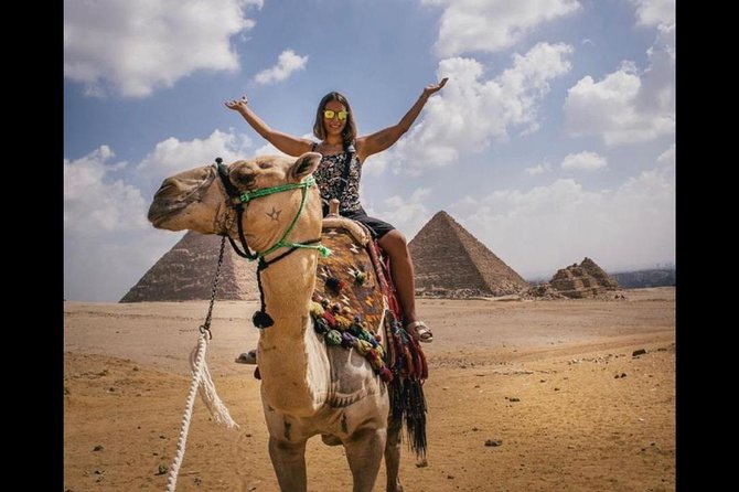 Private trip to Giza pyramids Sakkara Memphis & shopping - The Great Sphinx and the value of a private guide