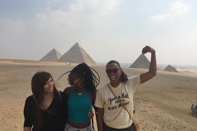 Privet Tour to Pyramids of Giza, Sphinx & Memphis and Saqqara - Lunch, transport, and the practical rhythm