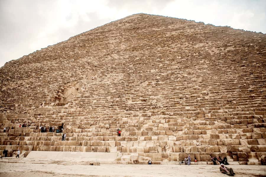 Pyramids of Giza and Great Sphinx: Private Half-Day Tour - The Valley Temple and the working pyramid complex