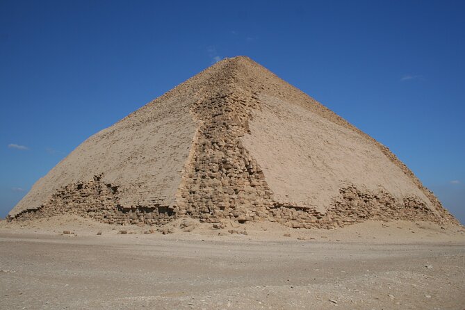 Pyramids of Giza and National Museum Private Day Tour - Reading the Egyptian Museum with an Egyptologist