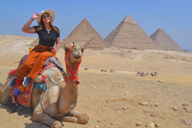 Pyramids of Giza half-day tour - The three pyramids and the first viewpoint