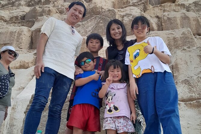 Pyramids of Giza , Memphis , Saqqara , Lunch Guided Private Trip - Timing, heat, and practical planning