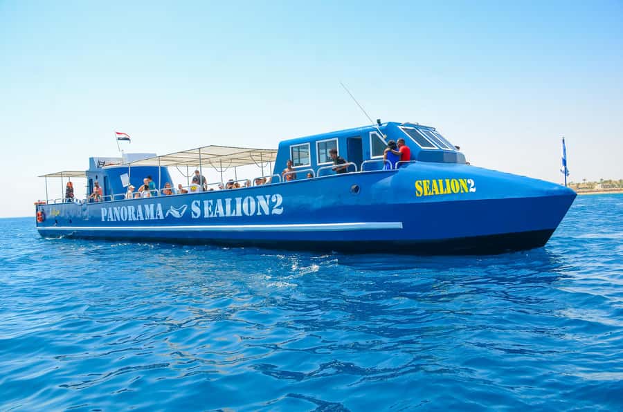Safaga/Makadi Bay: Panorama Submarine with Snorkeling Tour - The boat ride and the first underwater view