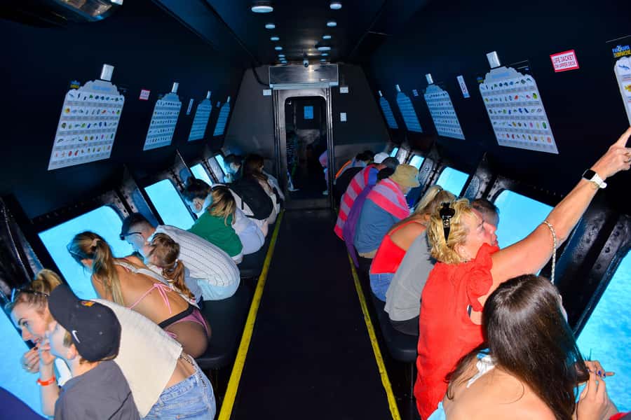 Safaga/Makadi Bay: Panorama Submarine with Snorkeling Tour - Food, drinks, photos, and the sales pitch