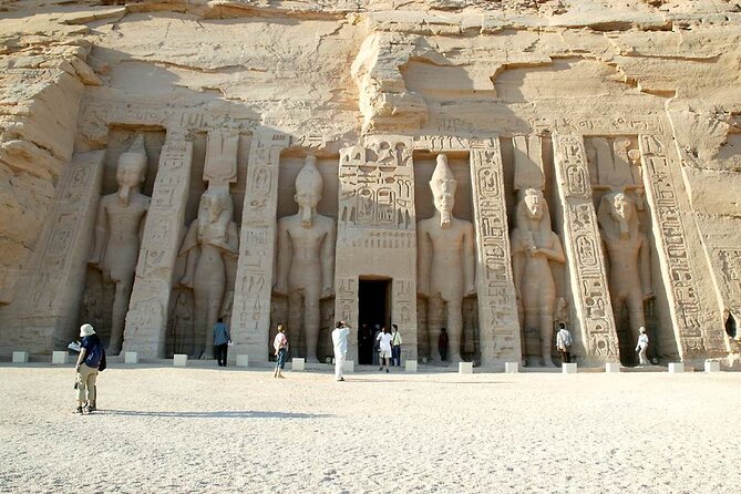 Shared Day Trip to Abu Simbel from Aswan - The 4am start and the road from Aswan