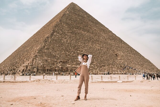 Shared Full Day Tour to Giza Pyramids from Giza - Why the guide makes a difference