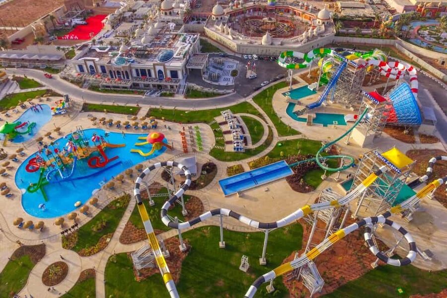 Sharm El-Sheikh: Albatros Aqua Park with Lunch & Transfers - Lunch, drinks, and the practical cost of a meal