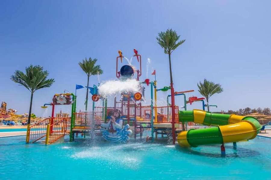 Sharm El-Sheikh: Albatros Aqua Park with Lunch & Transfers - What the park offers beyond the slides