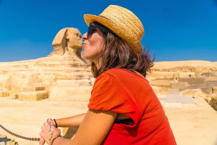 Sharm El-Sheikh: Full-Day Tour of Cairo and Pyramids by Bus - The Great Sphinx and the practical side of Giza