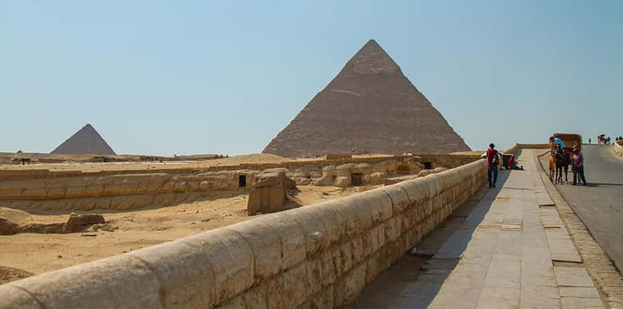 Sharm El Sheikh: Great Pyramids, Sphinx, Museum Tour by Bus - The Sphinx and the best photo stop