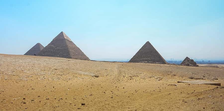 Sharm El Sheikh: Great Pyramids, Sphinx, Museum Tour by Bus - Guides, languages, and group organization