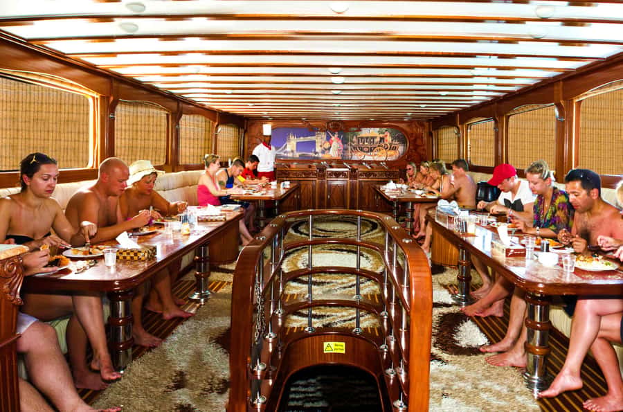 Sharm El-Sheikh: Luxury Ras Mohammed & White Island Cruise - Who will enjoy this Ras Mohammed cruise