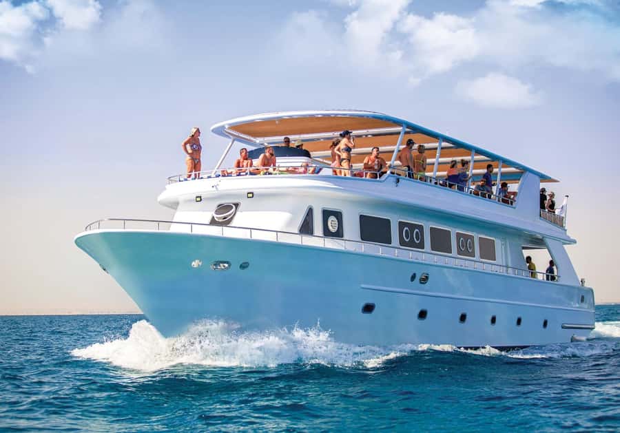 Sharm El-Sheikh: Luxury Ras Mohammed & White Island Cruise - Why Ras Mohammed is the right day trip from Sharm El Sheikh