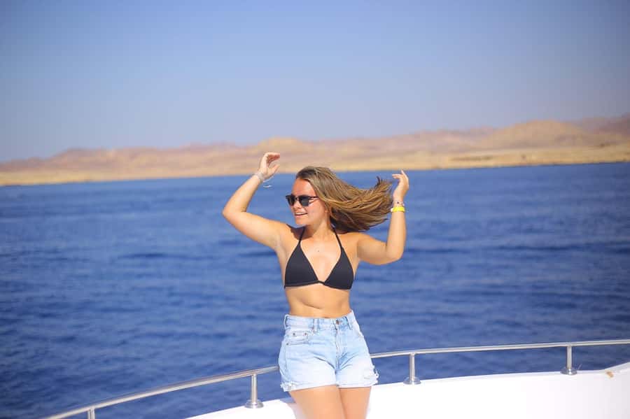 Sharm El Sheikh: Ras Mohamed Cruise with Snorkeling & Lunch - White Island is the photogenic pause