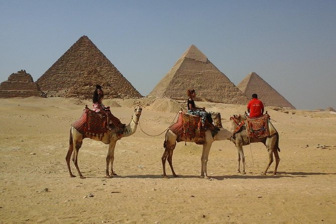 Sightseeing Day Tour to Pyramids, Egyptian Museum and Bazaar from Giza or Cairo - Giza Plateau: start with the pyramids