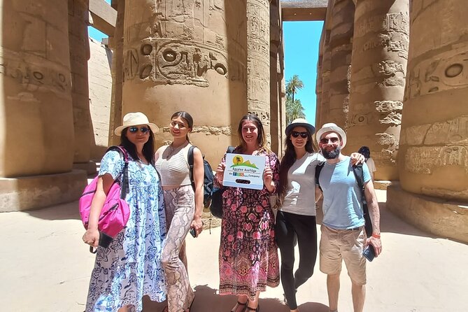 Small group Hurghada to Luxor, Valley of the Kings by Van - The 4:00 am pickup and the road to Luxor