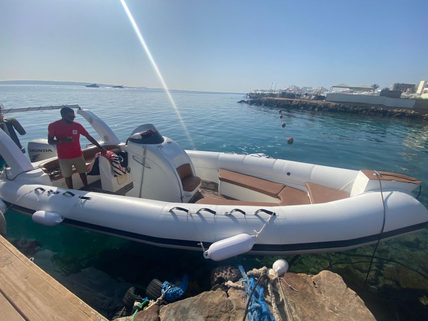 Speedboat,Parasailing, Snorkeling & Piece Of Paradise Island - Who will enjoy this Red Sea combination?